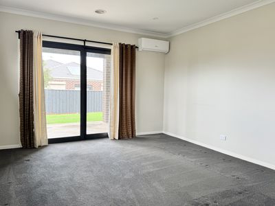 12 Strawberry Road, Wyndham Vale