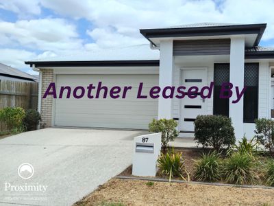 87 Johnson Circuit, Ripley