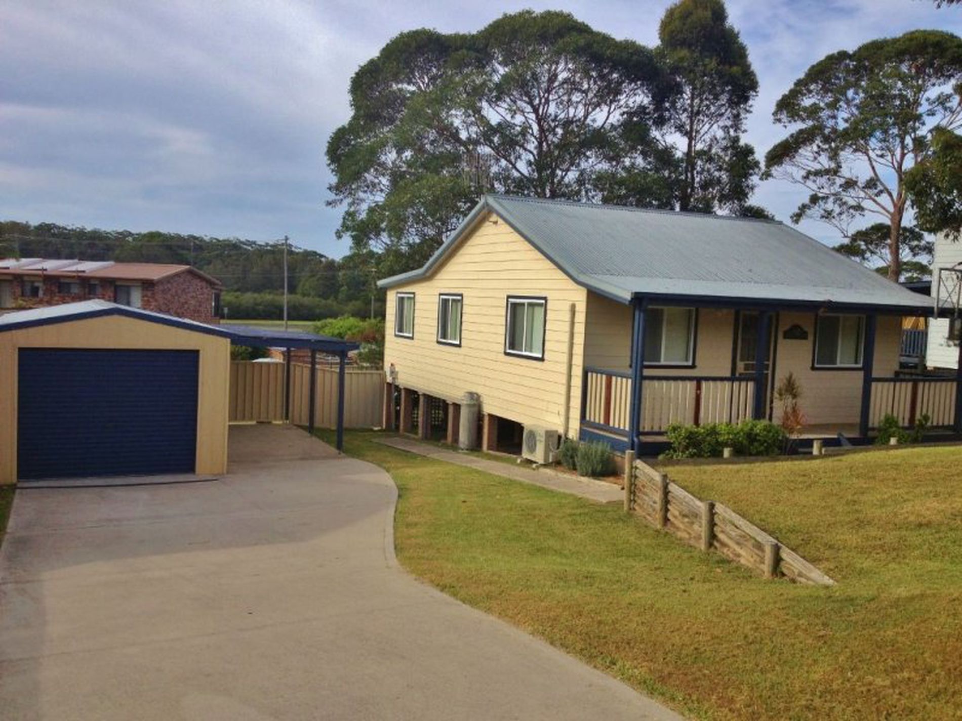 10 Torquay Drive, Lake Tabourie