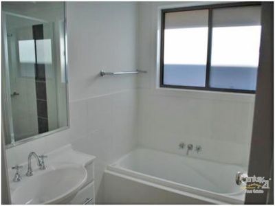 3B Thornett Place, Dubbo