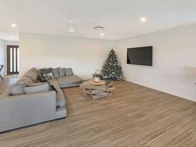 2 Yilleen Court, Mooloolaba