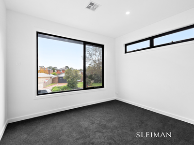 4b Bosco Terrace, Keilor Lodge