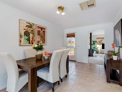 112 Norelle Crescent, Golden Square