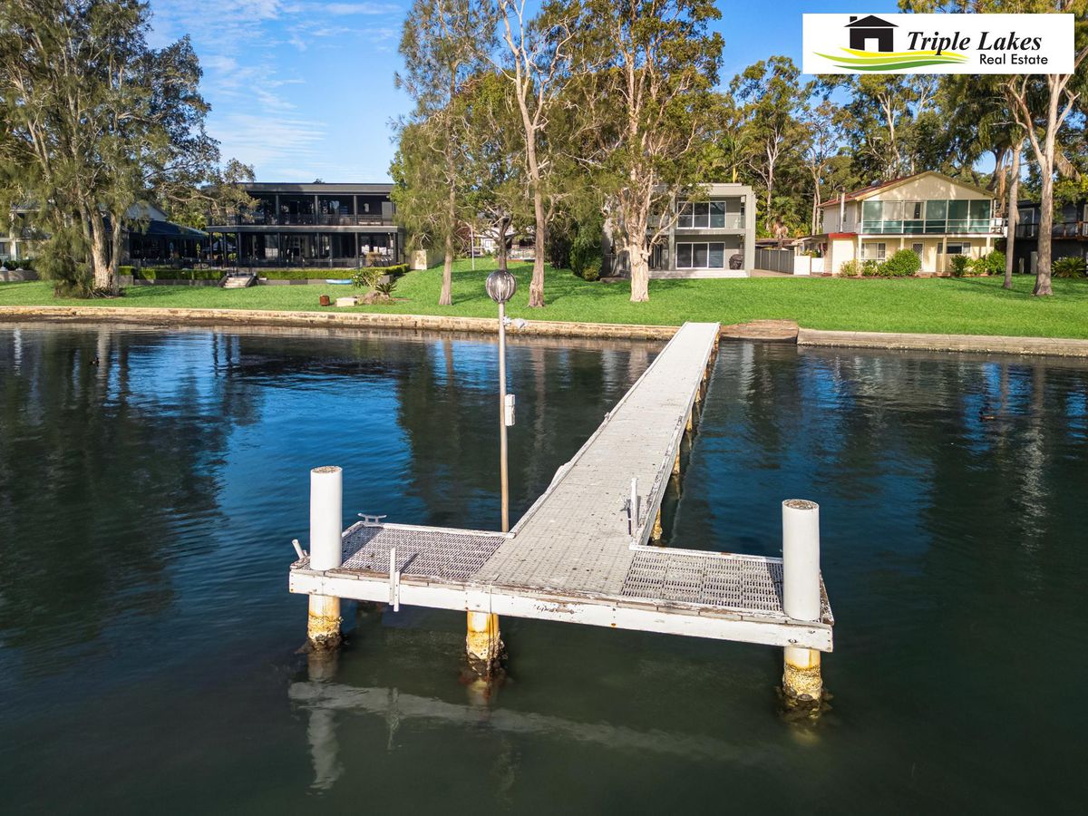 12 Gordon Avenue, Summerland Point