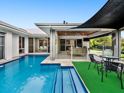 5 Hackney court, Upper Coomera