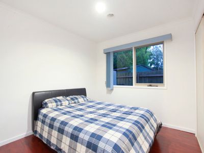 25 Pinehill Drive, Rowville