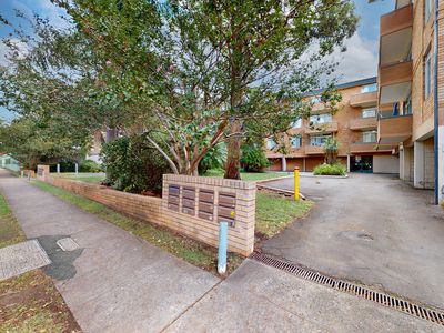 8 / 4-6 Park Avenue, Westmead