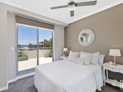 9 / 1 Tuggerah Parade, The Entrance