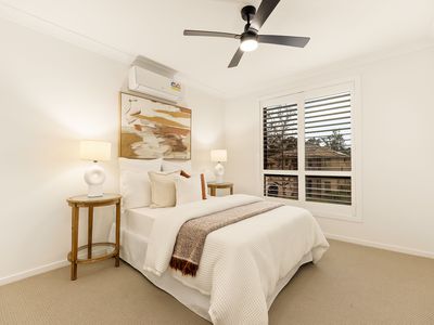 16 Hillcroft Place, Belmont