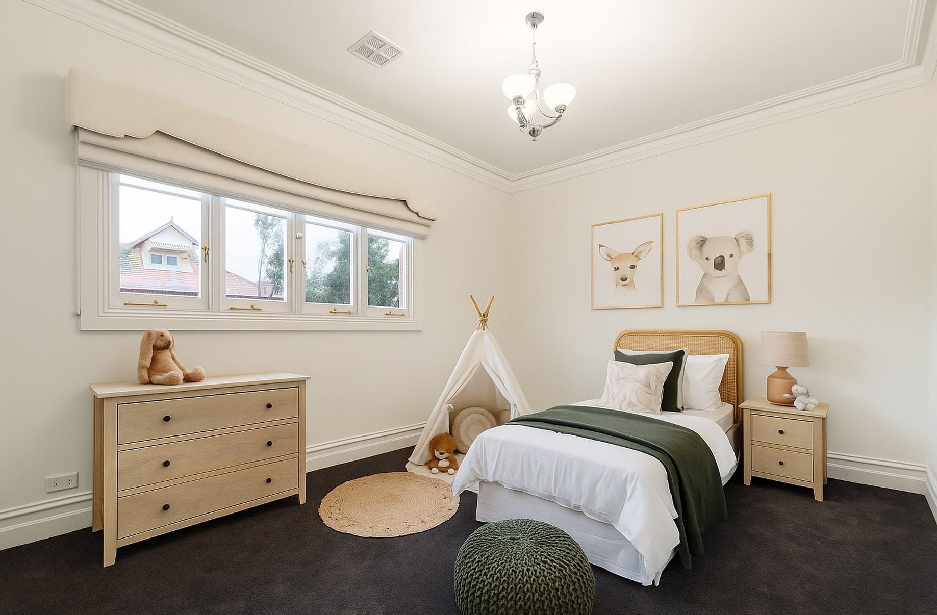 8 Arbroath Court, Greenvale