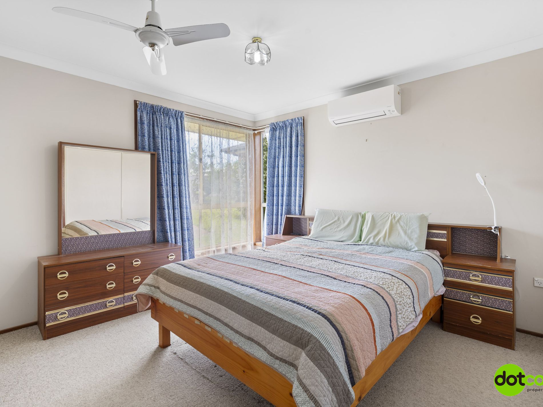 8 Gavin Way, Lake Haven