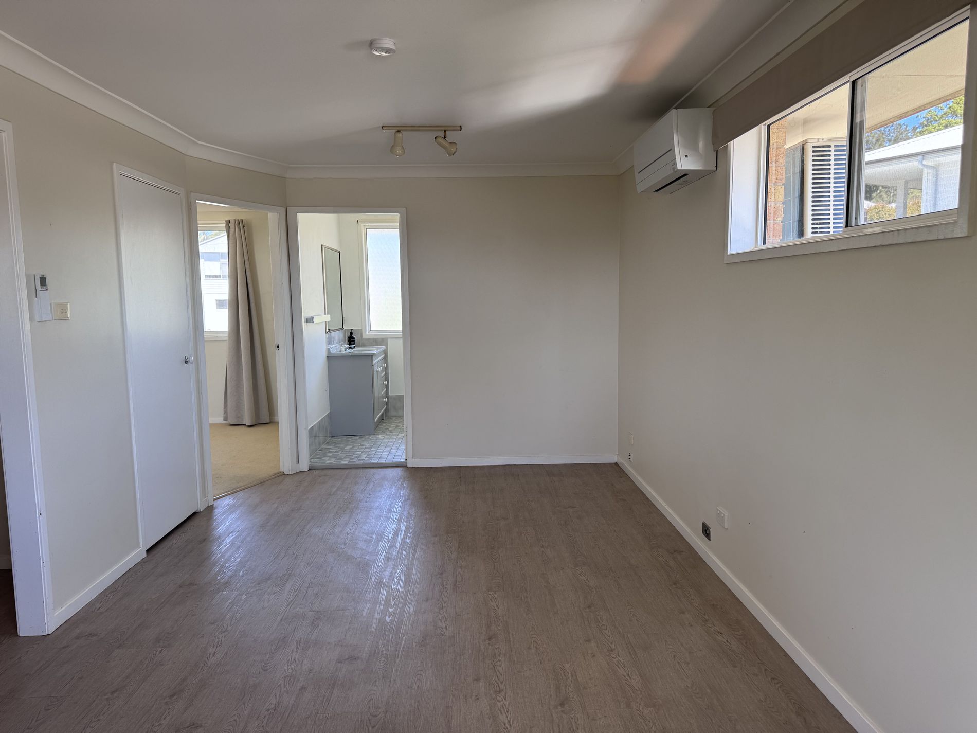 2 / 12 Clissold Street, Mollymook