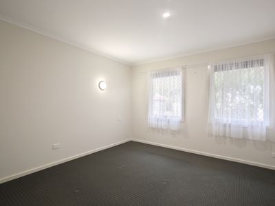 5 Peart Crescent, Murray Bridge