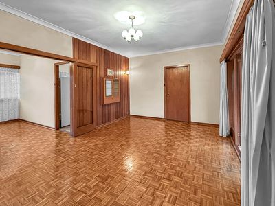 33 Links Avenue, Cabramatta