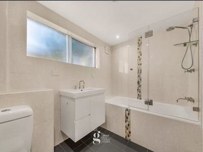 5 / 19 Station Street, Dundas