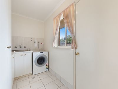 Unit 1 / 129 Hovell Street, Howlong