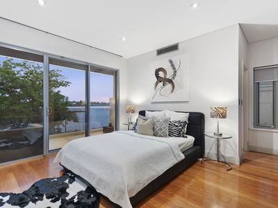 43 The Esplanade, Mount Pleasant