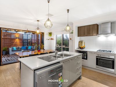 32 Riverside Drive, Cranbourne West