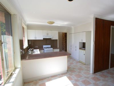 13 Cumberland Avenue, Georges Hall