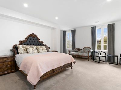 42 Elliott Avenue, Balwyn