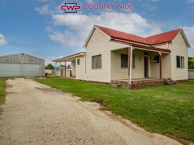 49 Ryanda Street, Guyra