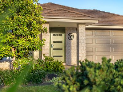 34 Songbird Circuit, Flagstone