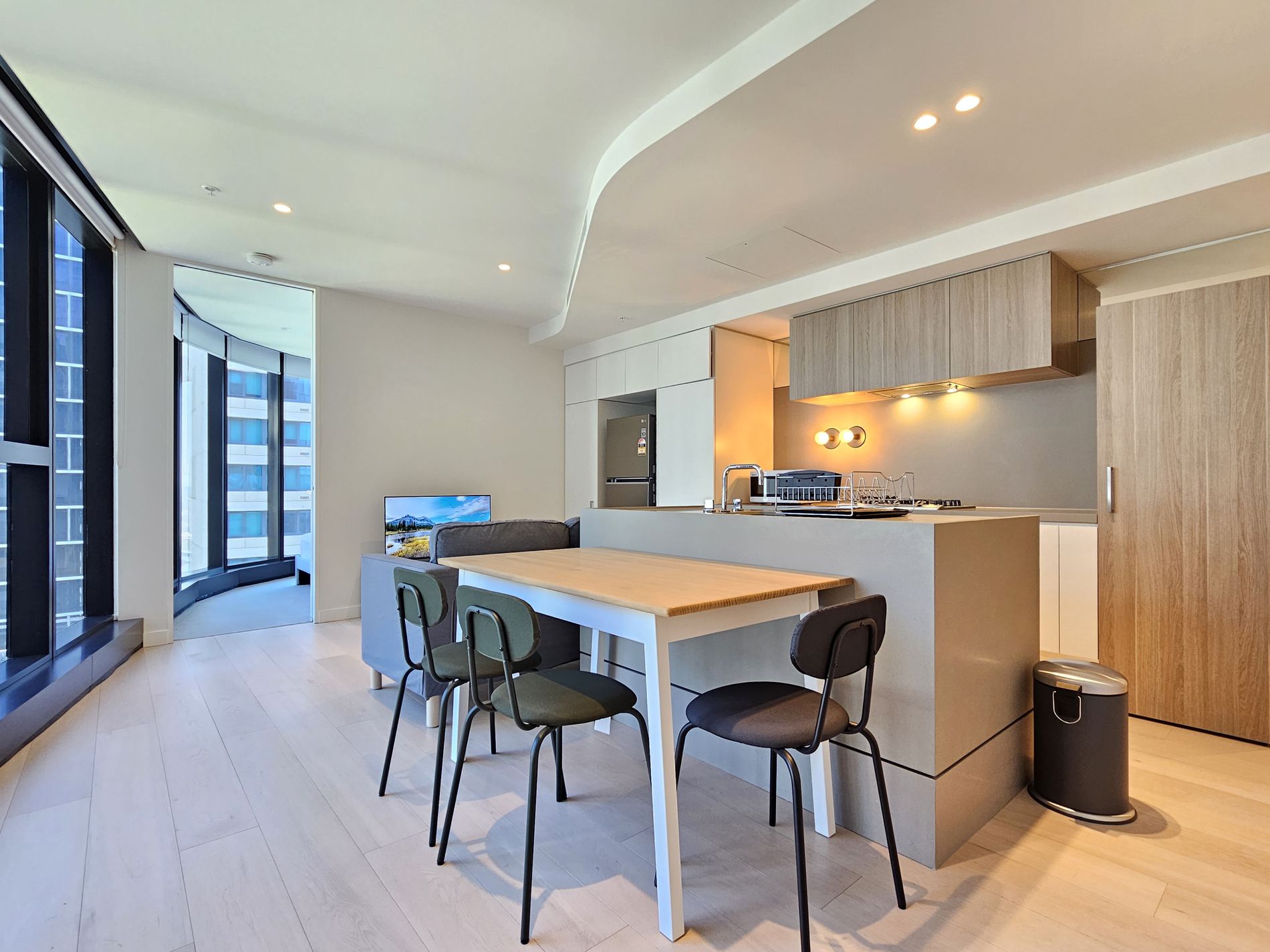 1612 / 157 A'Beckett Street, Melbourne