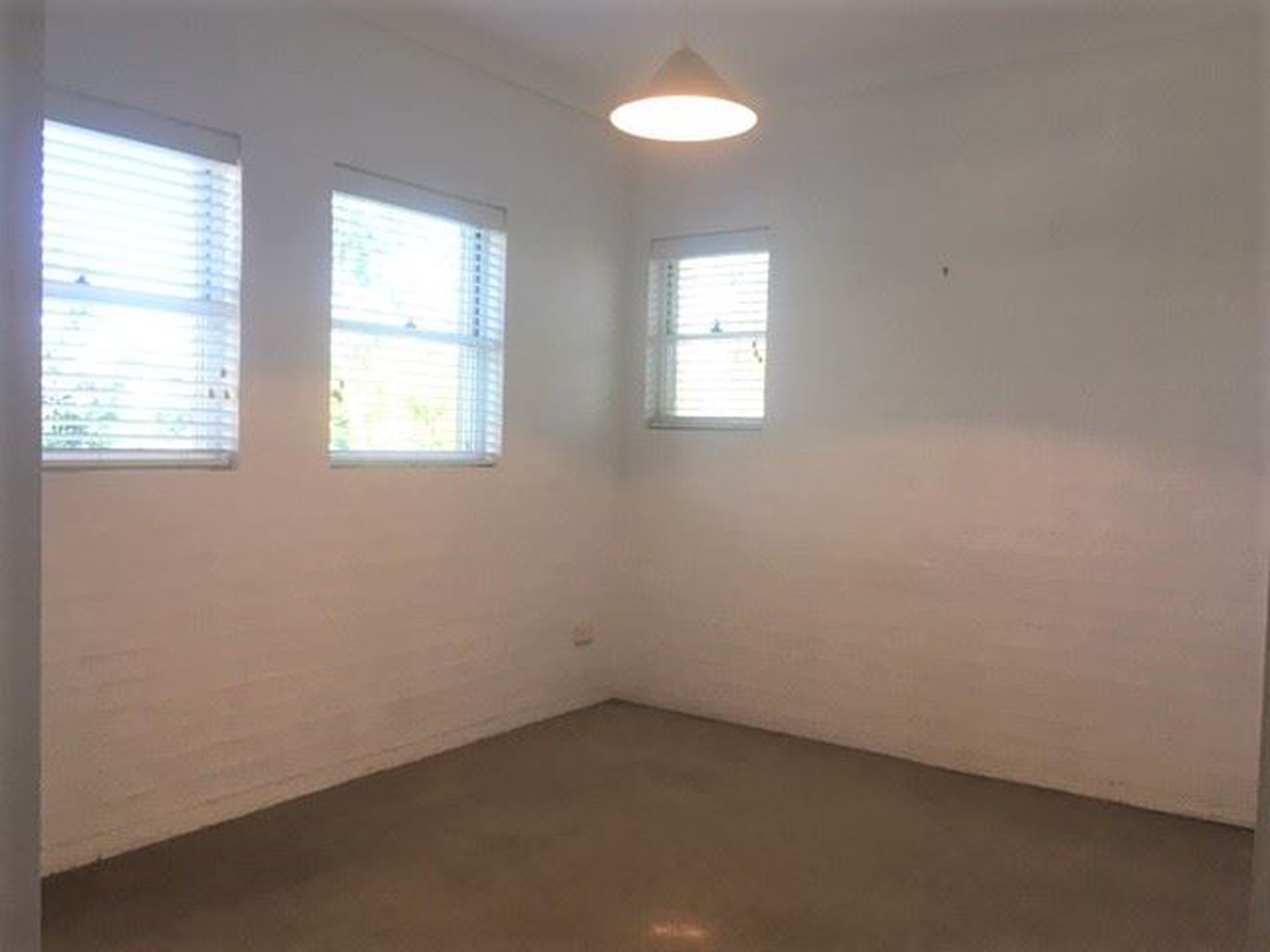 3 / 143 Princes Highway, Milton