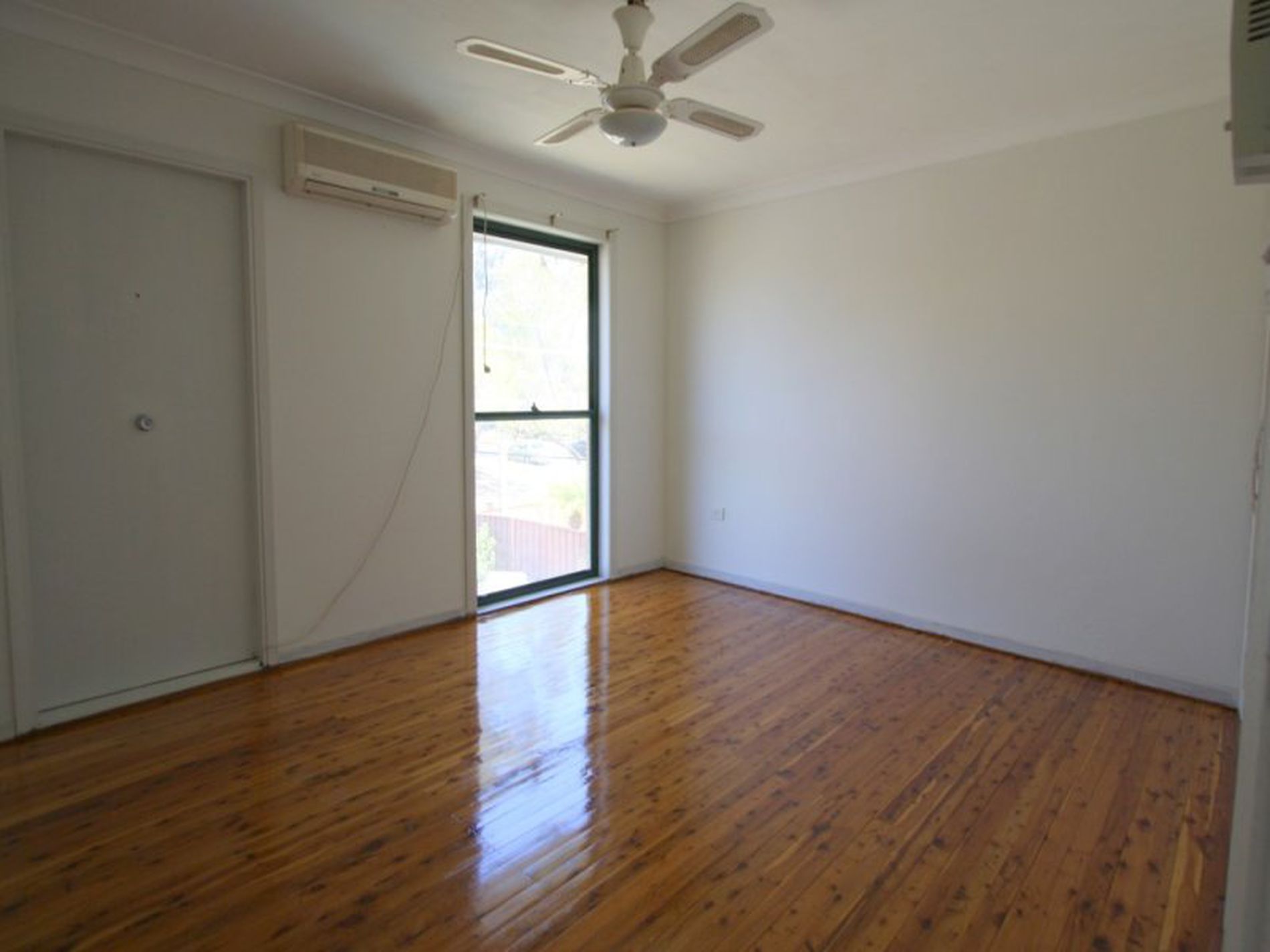 22 Hinkler Street, Condell Park