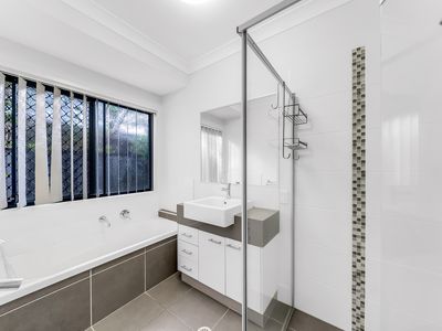 6 Thornton Court, Coomera