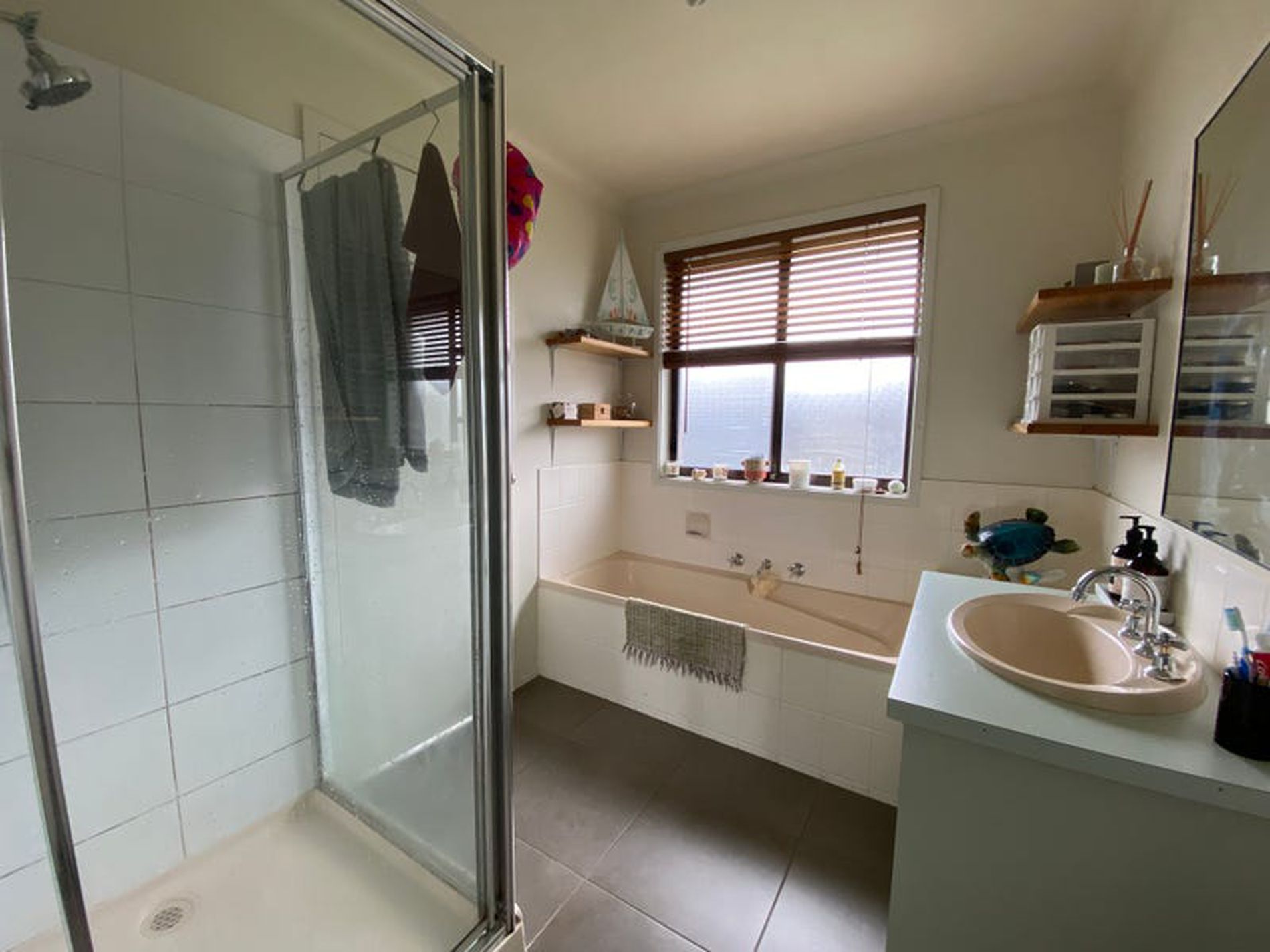 1 / 4 Karlovac Court, Bell Park