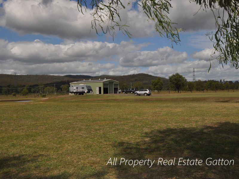 35 Mulgowie Road, Laidley South