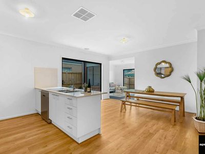 25 Marlee Drive, Deanside
