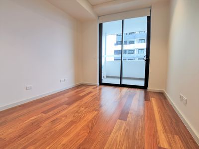 B810 / 43 Belmore Street, Burwood