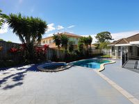 63 Clive Road, Birkdale