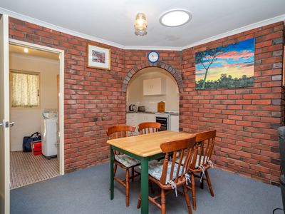 1 / 4 Dower Court, Armadale