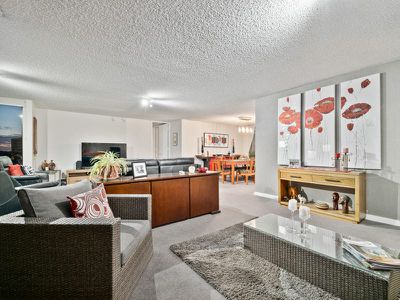 10W / 16 Kings Park Avenue, Crawley