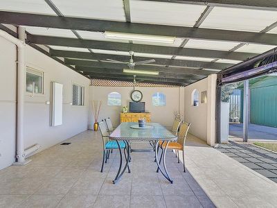 14 Valeena Street, Rochedale South