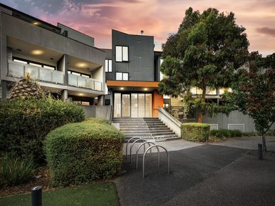 212 / 59 Autumn Terrace, Clayton South
