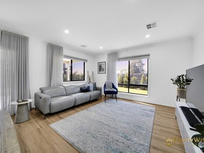5 Palette Street, Mambourin