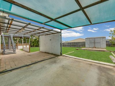 9 Sayre Cres, Boyne Island