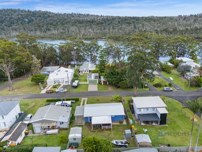 6 Edwin Avenue, Lake Conjola