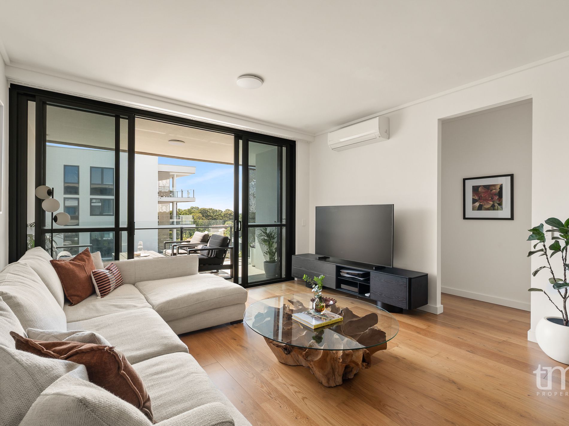 511 / 2 Thorburn Way, Shenton Park