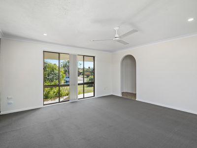 6 Plover Place, Tweed Heads West