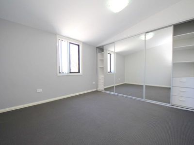 8 / 360 Hector Street, Bass Hill