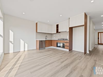 11 Tiger Way, Officer