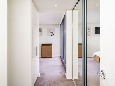 307 / 30 The Circus, Burswood