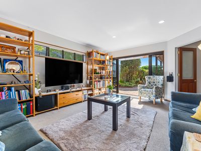 27 Gulf View Road, Murrays Bay