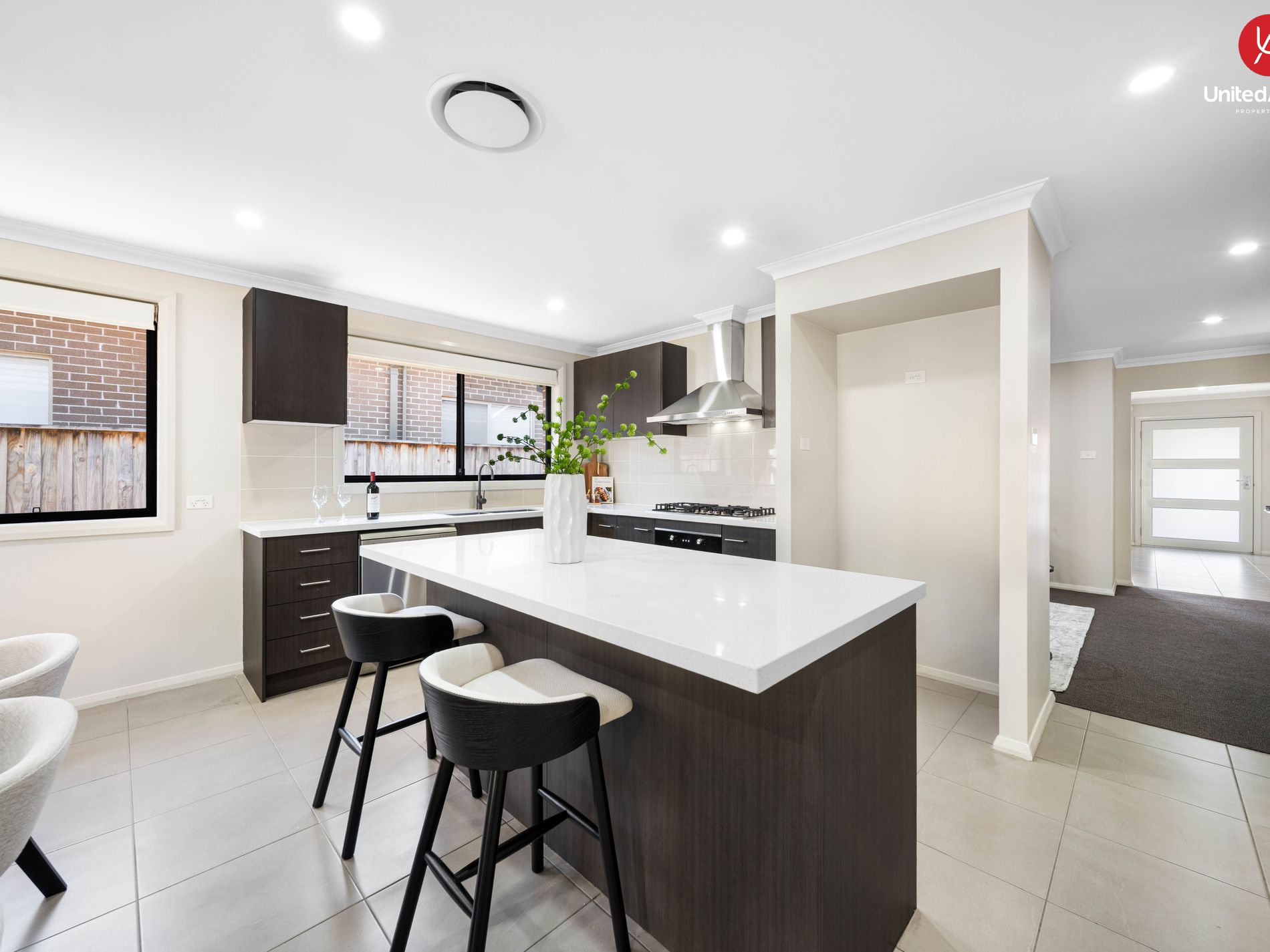 3 Dobroyd Drive, Elizabeth Hills