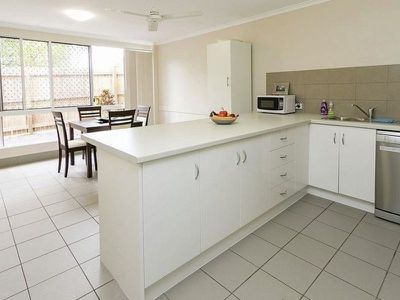 2 / 184 Torquay Road, Scarness